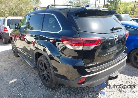 2019 Toyota Highlander Se z USA, uszkodzony, nr VIN 5TDJZRFH6KS934143